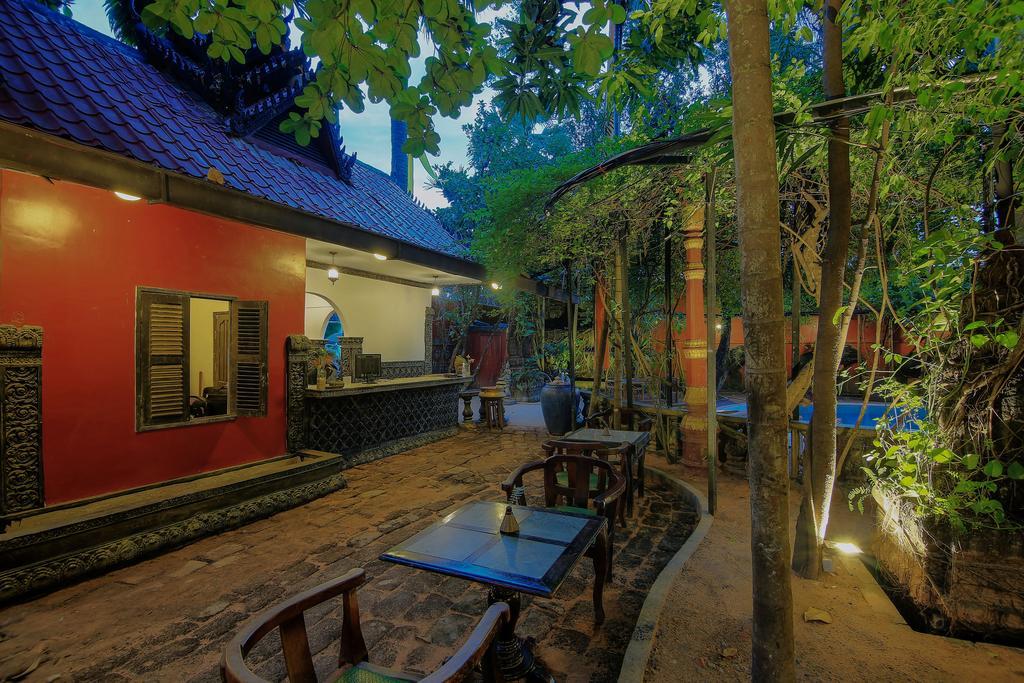 Bopha Siem Reap Boutique Hotel ภายนอก รูปภาพ