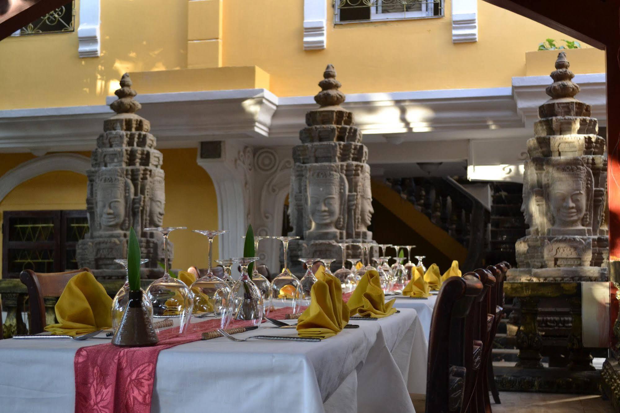 Bopha Siem Reap Boutique Hotel ภายนอก รูปภาพ